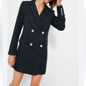 TUCKERNUCK
Midnight Navy Connelly Dress
Size small like new condition